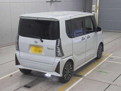 2022 Daihatsu Tanto Custom LA650S[1]