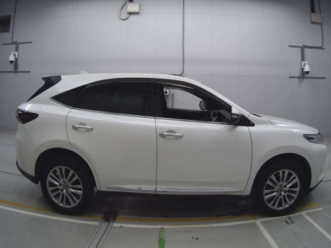 2019 Toyota Harrier ZSU60W[2]