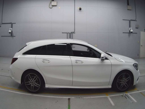 2018 Mercedes Benz CLA-Class 117942[2]