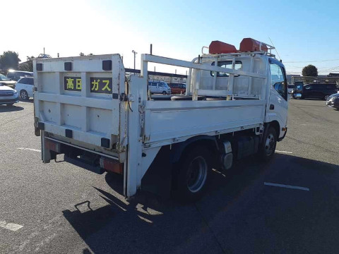 2014 Toyota Dyna Truck XZU675[1]