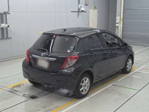 2014 Toyota Vitz KSP130[1]