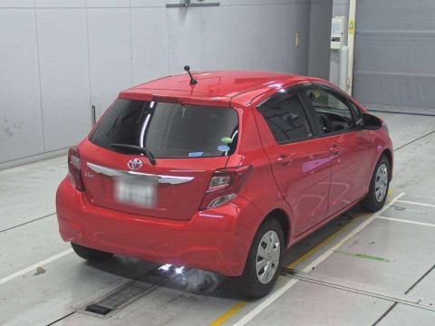 2014 Toyota Vitz NSP130[1]