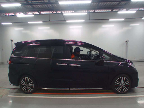 2014 Honda Odyssey RC1[2]