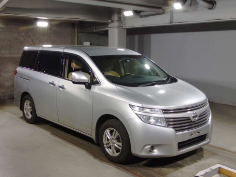 2016 Nissan Elgrand TE52[2]