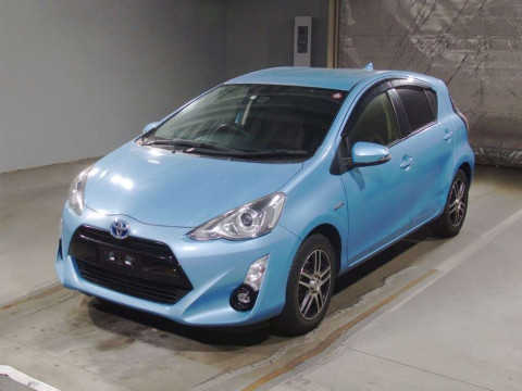 2015 Toyota Aqua NHP10[0]