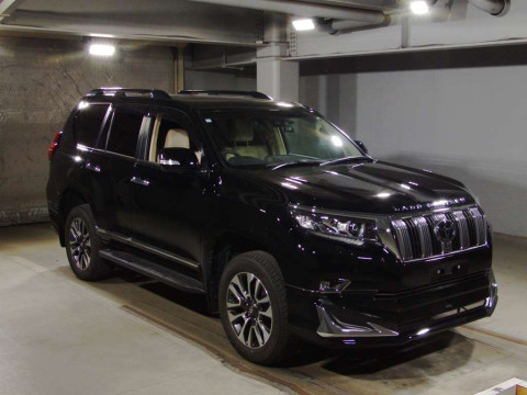 2023 Toyota Land Cruiser Prado TRJ150W[2]