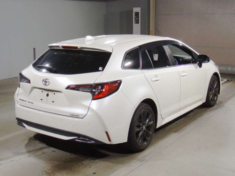 2020 Toyota Corolla Touring Wagon ZRE212W[1]