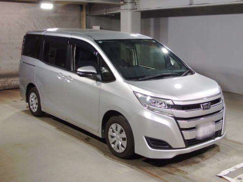 2017 Toyota Noah ZRR80G[2]