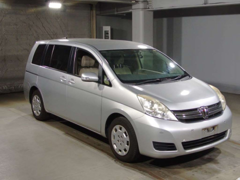 2012 Toyota Isis ZGM10G[2]