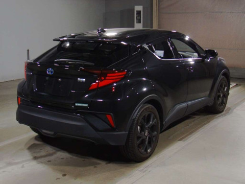 2021 Toyota C-HR ZYX11[1]