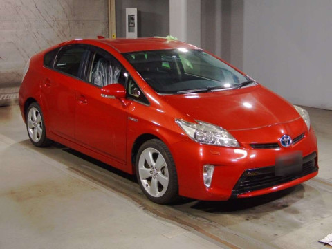 2014 Toyota Prius ZVW30[2]