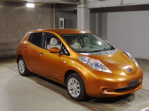 2015 Nissan Leaf AZE0[2]