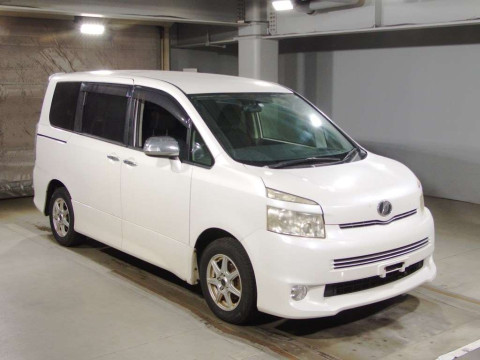 2010 Toyota Voxy ZRR70W[2]