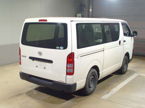 2018 Toyota Hiace Van GDH206V[1]