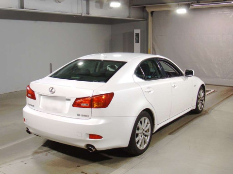 2007 Lexus IS GSE20[1]