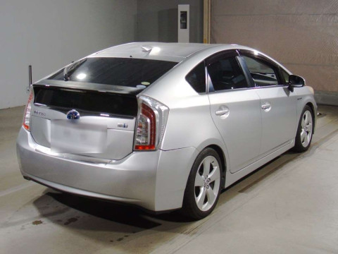 2012 Toyota Prius ZVW30[1]