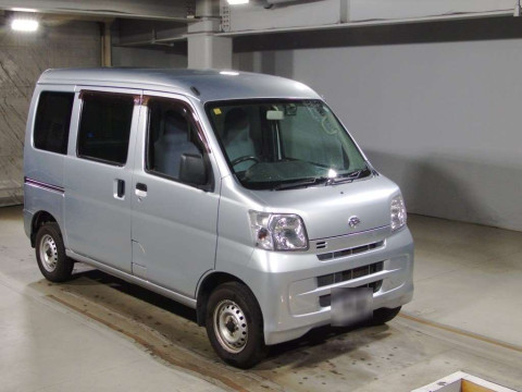 2015 Daihatsu Hijet Cargo S321V[2]