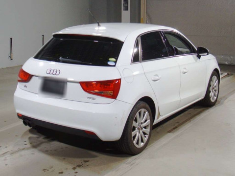 2012 Audi A1 Sportback 8XCAX[1]