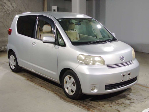 2009 Toyota Porte NNP11[2]