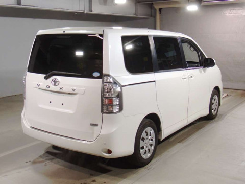 2012 Toyota Voxy ZRR70G[1]