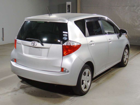 2011 Toyota Ractis NSP120[1]