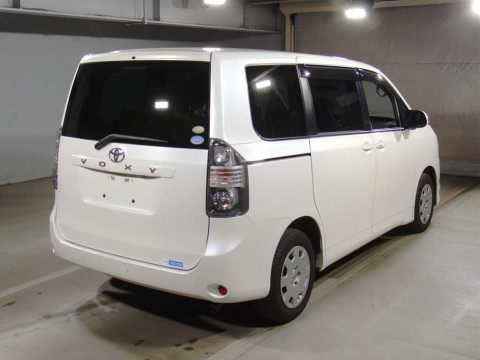 2008 Toyota Voxy ZRR70G[1]