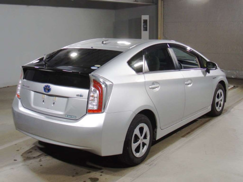 2014 Toyota Prius ZVW30[1]