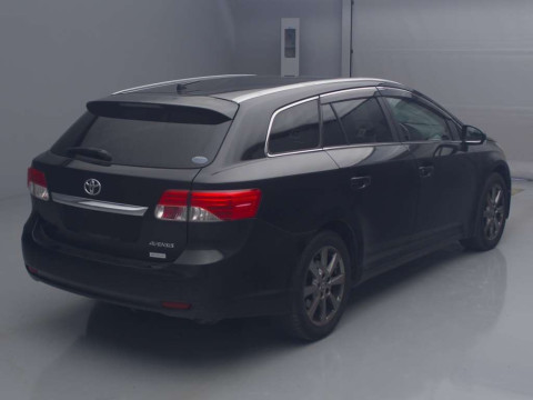 2012 Toyota Avensis Wagon ZRT272W[1]