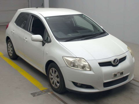 2007 Toyota Auris ZRE152H[2]