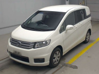 2011 Honda Freed Spike