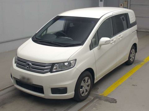 2011 Honda Freed Spike GB3[0]