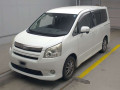 2007 Toyota Noah