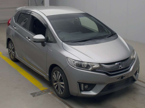 2014 Honda Fit Hybrid GP5[2]