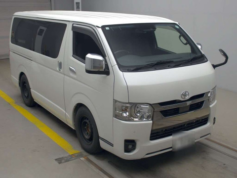 2022 Toyota Hiace Van GDH201V[2]