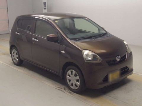 2012 Daihatsu Mira es LA300S[2]