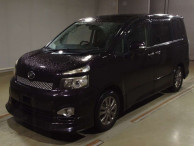 2011 Toyota Voxy