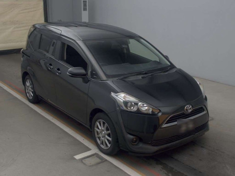 2015 Toyota Sienta NSP170G[2]