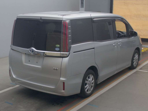 2019 Toyota Noah ZWR80G[1]