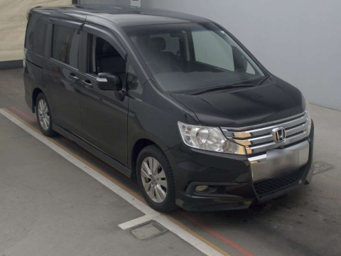 2010 Honda Step WGN Spada RK5[2]