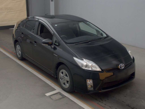 2011 Toyota Prius ZVW30[2]