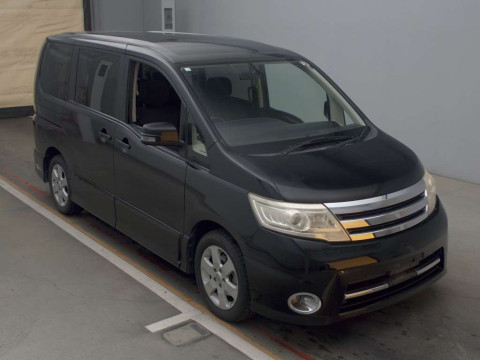 2010 Nissan Serena CC25[2]