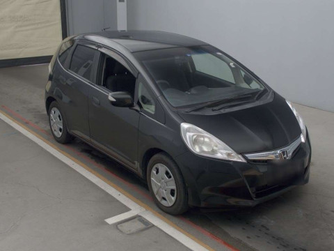 2012 Honda Fit Hybrid GP1[2]