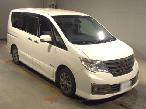 2014 Nissan Serena HC26[2]