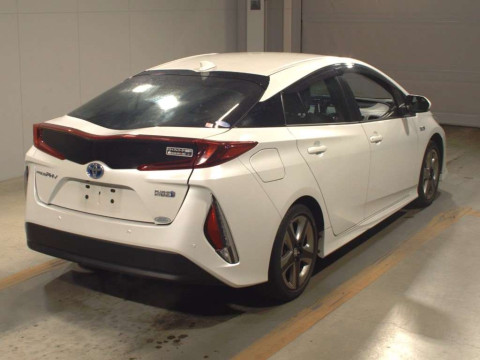 2020 Toyota Prius PHV ZVW52[1]