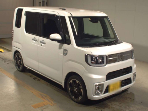 2022 Daihatsu Wake LA700S[2]