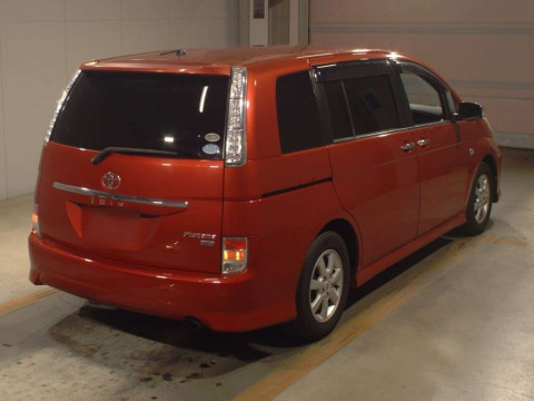 2012 Toyota Isis ZGM10W[1]