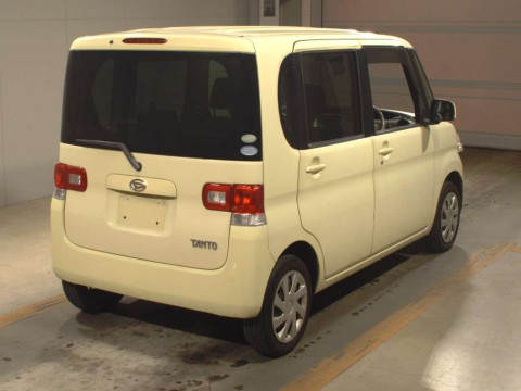 2011 Daihatsu Tanto L375S[1]