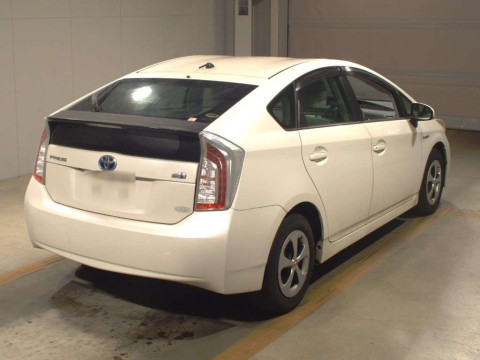 2012 Toyota Prius ZVW30[1]