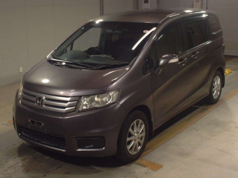 2013 Honda Freed Spike GB3[0]