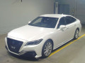 2022 Toyota Crown Hybrid